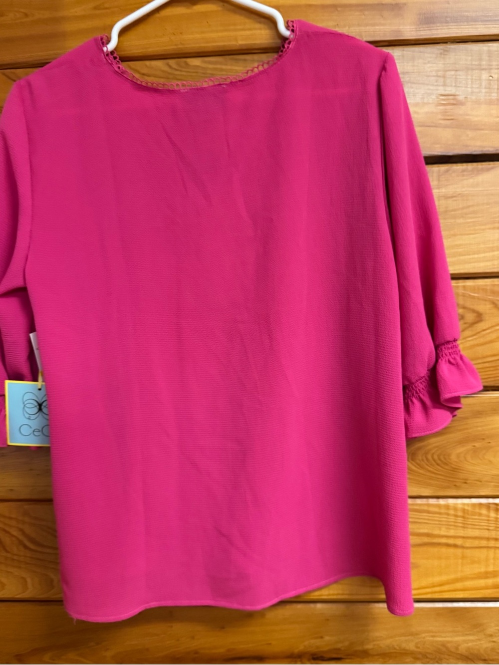 Cece bright rose v-neck top